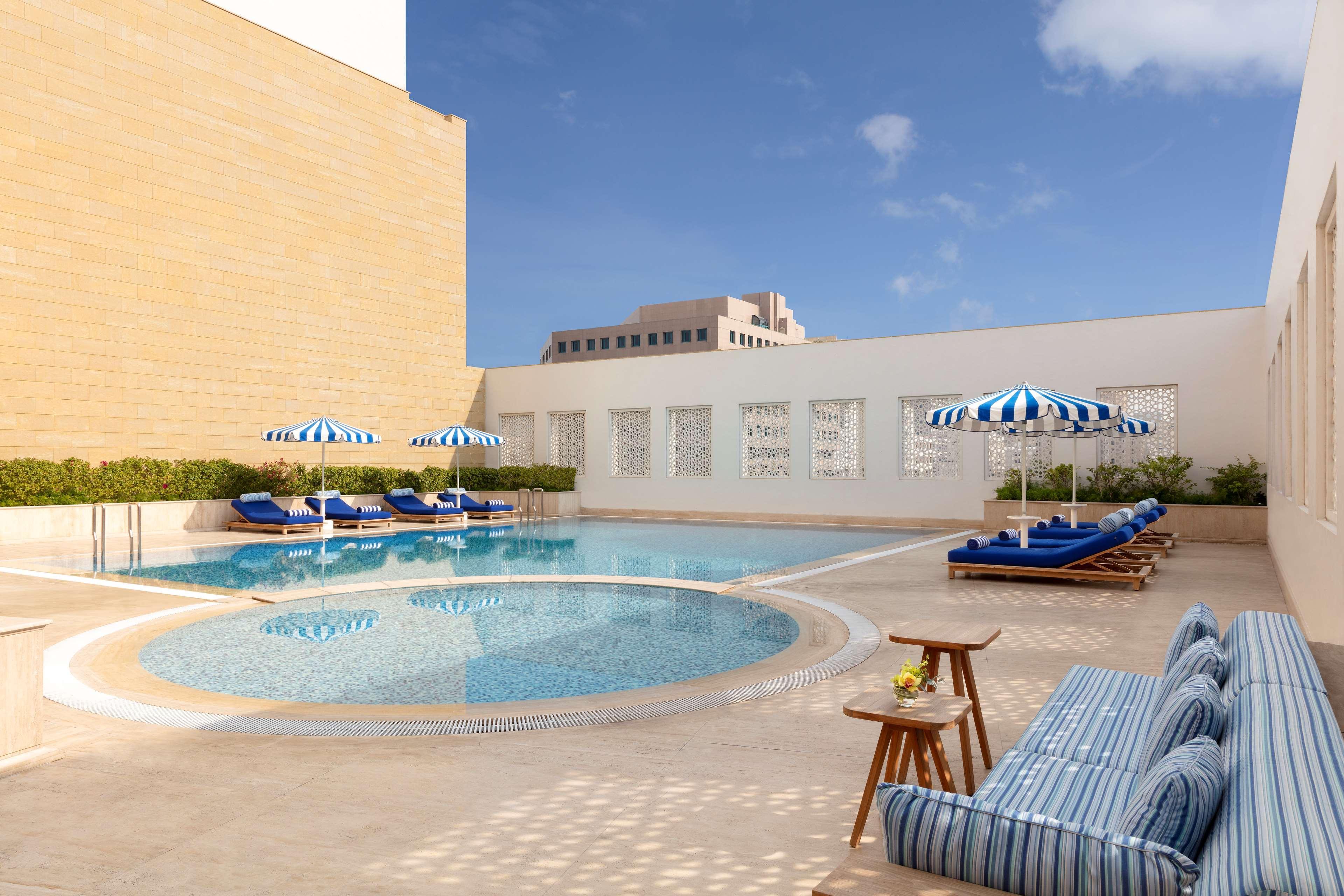 Al Najada Doha Hotel By Tivoli Ngoại thất bức ảnh The pool at the Four Seasons Hotel, Cairo