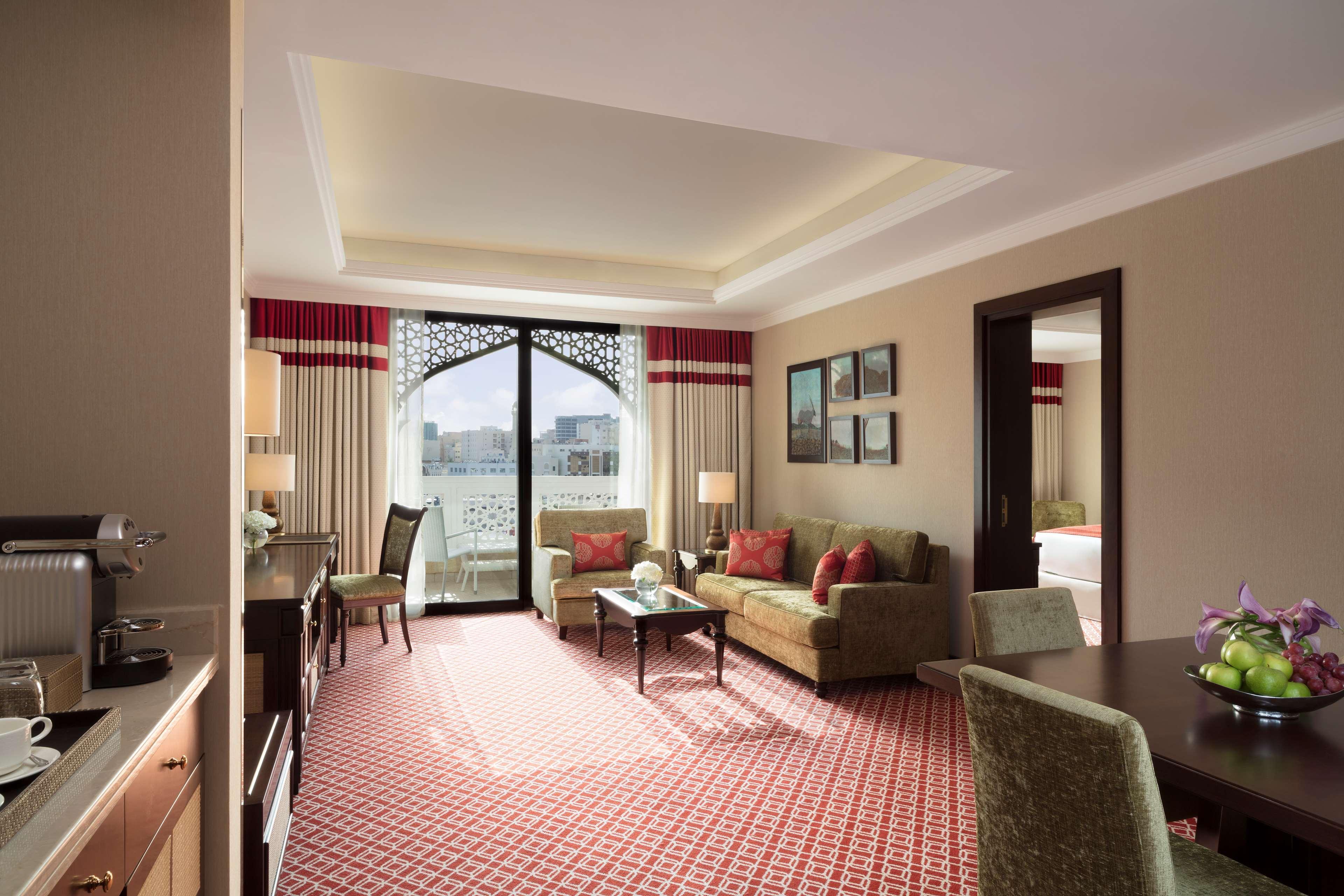Al Najada Doha Hotel By Tivoli Ngoại thất bức ảnh A suite at the hotel