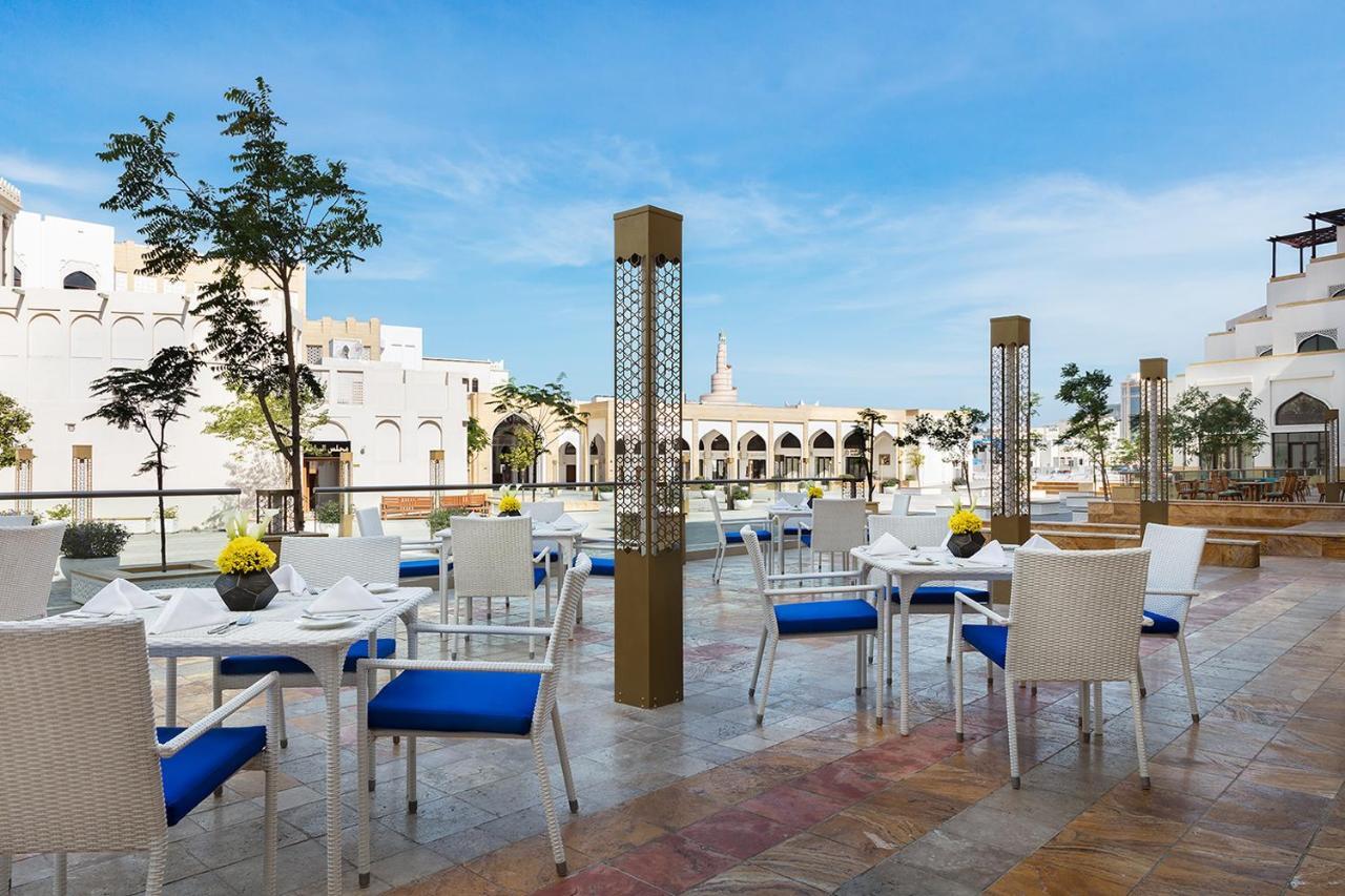 Al Najada Doha Hotel By Tivoli Ngoại thất bức ảnh The hotel's rooftop